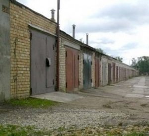 Руководство гаражного кооператива в Столице Крыма украло 500 тыс. гривен.