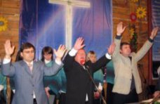В Крыму вне закона действует 682 религиозные общины