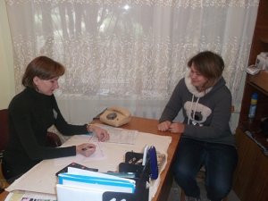 Около 50 жителей села Медведево Черноморского района получили услуги специалистов мобильного соцофиса