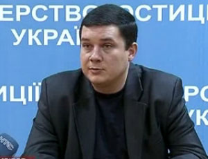 СМИ: Начальник Регистрационной службы севастопольской юстиции узаконил все распоряжения Куницына на посту губернатора