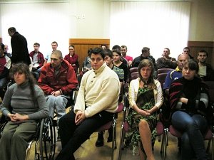 В Евпатории специалисты УТСЗН встретились со слушателями Центра профреабилитаци инвалидов