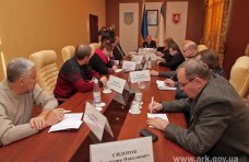 Крымские эксперты обсудили политическую ситуацию в стране