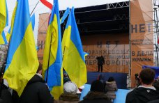 В Киев отстаивать мирное будущее отправилось ещё более тысяче крымчан