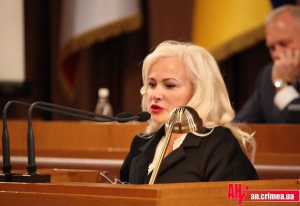 Крымская депутатша, защищающая «Беркут», выступила за пропаганду в советском стиле