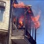 В Алуште из горящей многоэтажки вынесли живого мужчину