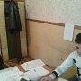 Юная крымчанка украла у доверчивого пенсионера телефон