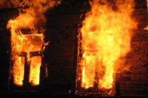 Керчанин погиб на пожаре в собственной квартире
