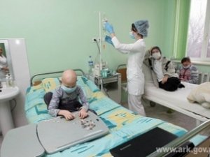 Детям с раком купили лекарства на деньги от «Крымских зорь»