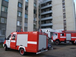 В Симферополе горело общежитие медуниверситета: эвакуировано два десятка человек