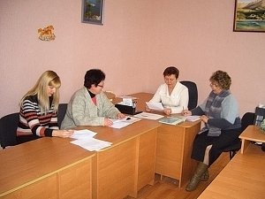 В прошлом году 8 предприятий ж/д района Симферополя погасили задолженности по зарплате