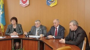Региональный взгляд на политическую ситуацию в Украине: в Джанкое обсудили пути преодоления кризиса