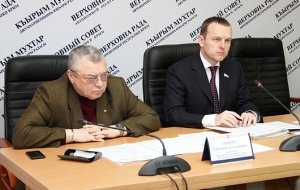 Профильная комиссия крымского парламента поддержала предложения Рескомитета по информации о распределении бюджетных средств на 2014 год