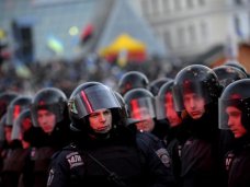 В Киеве крымский «Беркут» скорбит о погибших коллегах, – очевидец