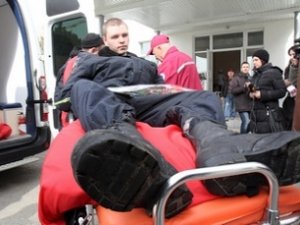 Раненых беркутовцев привезли в больницу (фото)