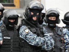«Беркут» возьмет под охрану парламент Крыма
