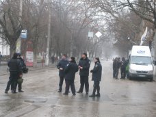 В Столице Крыма перекрыли центральные улицы