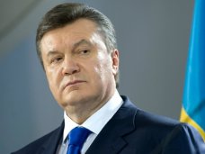 Янукович призвал крымчан не допустить кровопролития и оставаться в составе Украины