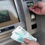 Аксенов пообещал возобновление работы банковской системы уже в понедельник