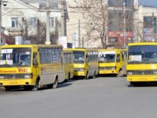 В Столице Крыма в поминальный день будет ходить дополнительный транспорт