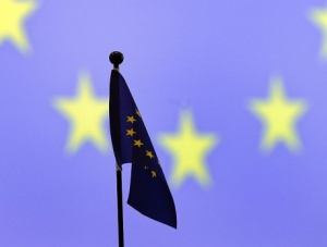 Главы МИД стран ЕС ввели меры против 13 человек и двух крымских компаний