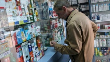 Аптекам в Крыму пригрозили лишением лицензий за завышенные цены