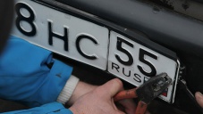 Правоохранители поймали в Севастополе похитителя автомобильных номеров