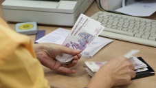 В Армянске у пенсионеров удерживали 20% пенсии