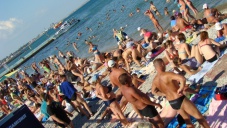 За курортный сезон в Крым наметили привлечь 3 млн. туристов-россиян