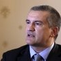 Аксенов ведет единороссов на выборы в Госсовет Крыма