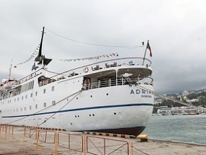 Круизный лайнер «забегал» между Стамбулом и Севастополем
