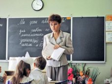 В Крыму выделили средства для переподготовки 300 учителей украинского языка