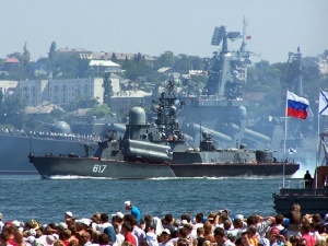 Черноморский флот укрепляет позиции