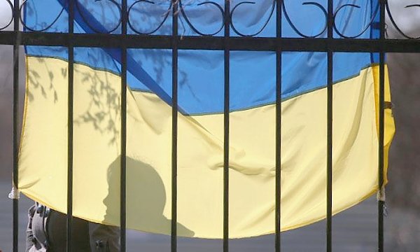 Донбасс отправляют в загон. Власти Украины говорят о целостности страны, тем не менее предлагают отгородиться стеной от ДНР и ЛНР