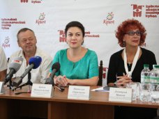 В Крыму проходят гастроли Мытищинского театра кукол «Огниво»