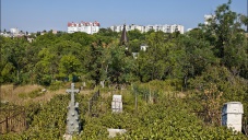 На кладбище в Севастополе через несколько месяцев не останется места для захоронений