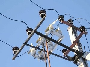 В Крыму без электроснабжения остаются 80 населённых пунктов, — МЧС