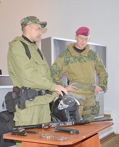 Полицейские УМВД России по г.Керчи провели день открытых дверей