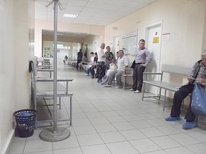 Прокуратура решила проводить приемы граждан в больницах Крыма