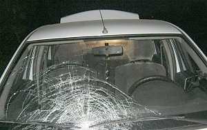 На трассе в Крыму полицейский за рулем сбил пешехода