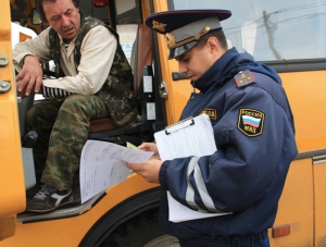 Крымское ГИБДД проверяет готовность пассажирского транспорта к работе в зимний промежуток времени