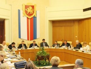 Президиум Госсовета Крыма утвердил повестку дня заседания парламента