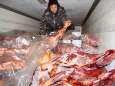 Сорок тонн контрафактного мяса задержали на въезде в Крым