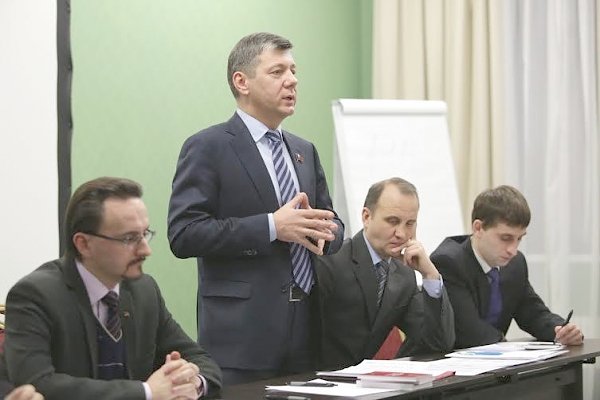 Д.Г. Новиков: «Учится, чтобы побеждать, учиться, чтобы созидать». Центр политической учебы принял новый поток слушателей