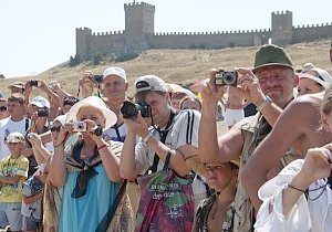 Регионам Крыма предложили определить потребности в числе туристов