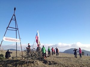 Скалолазы Севастополя пробежали три километра в гору