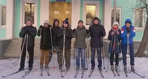 Курские комсомольцы организовали лыжный кросс