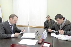 Константин Бахарев провел прием граждан