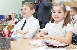 Глава крымского парламента выступил инициатором создания при школах республики попечительских советов