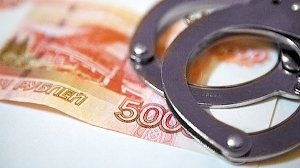 Полицейский из Евпатории пошел под суд за взятки на рынке