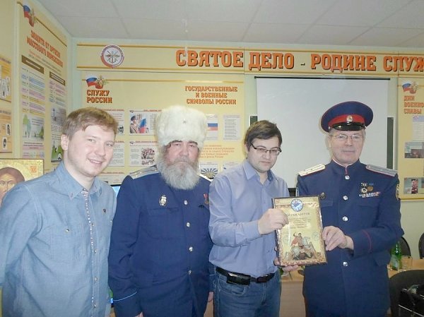 Новороссия благодарит пермских комсомольцев за оказание гуманитарной помощи Донецкой и Луганской Народным Республикам